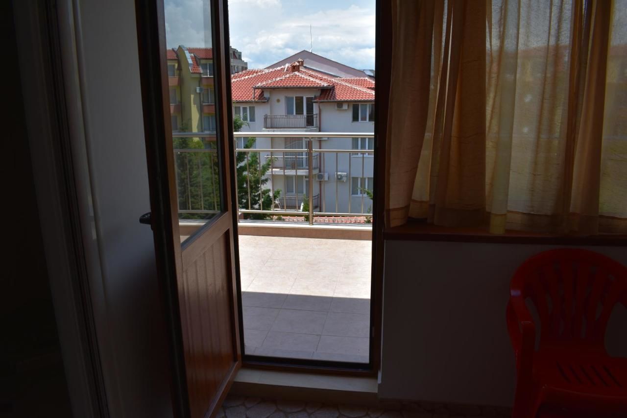 Гостевой дом Guest House Neptun Свети-Влас-37