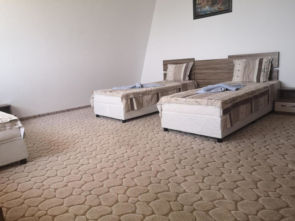 Гостевой дом Guest House Neptun Свети-Влас-7